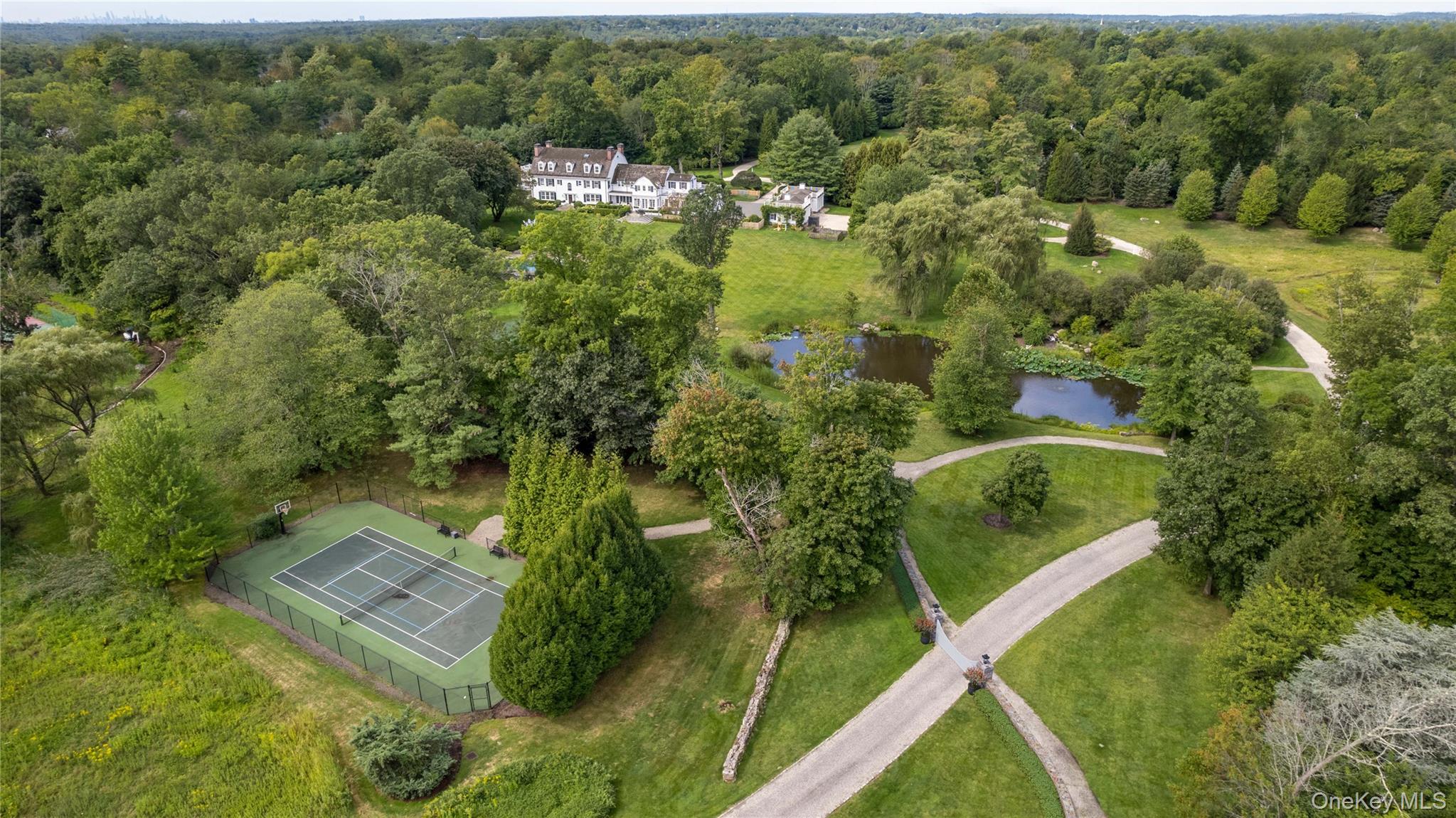 listing main picture