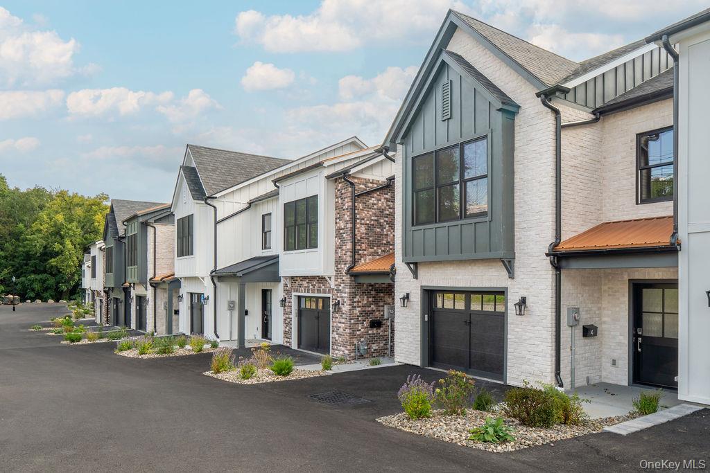 listing main picture