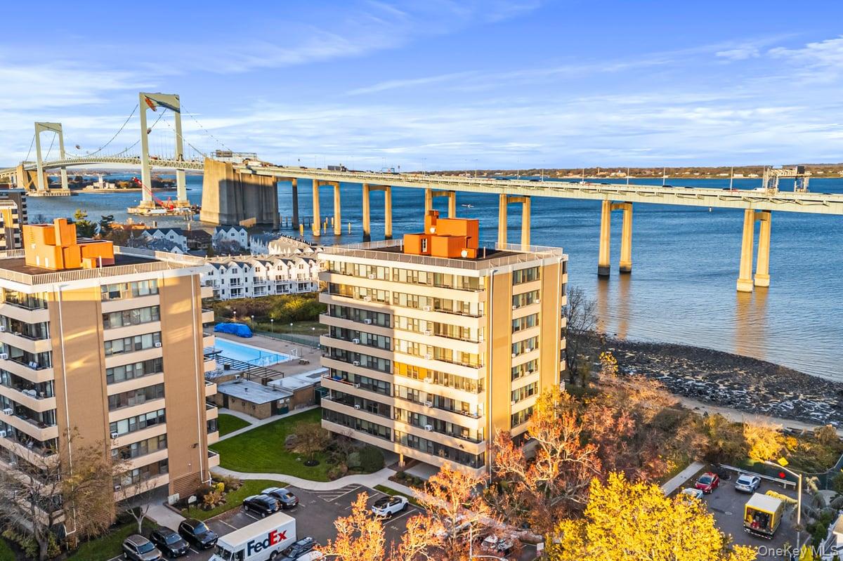 listing main picture