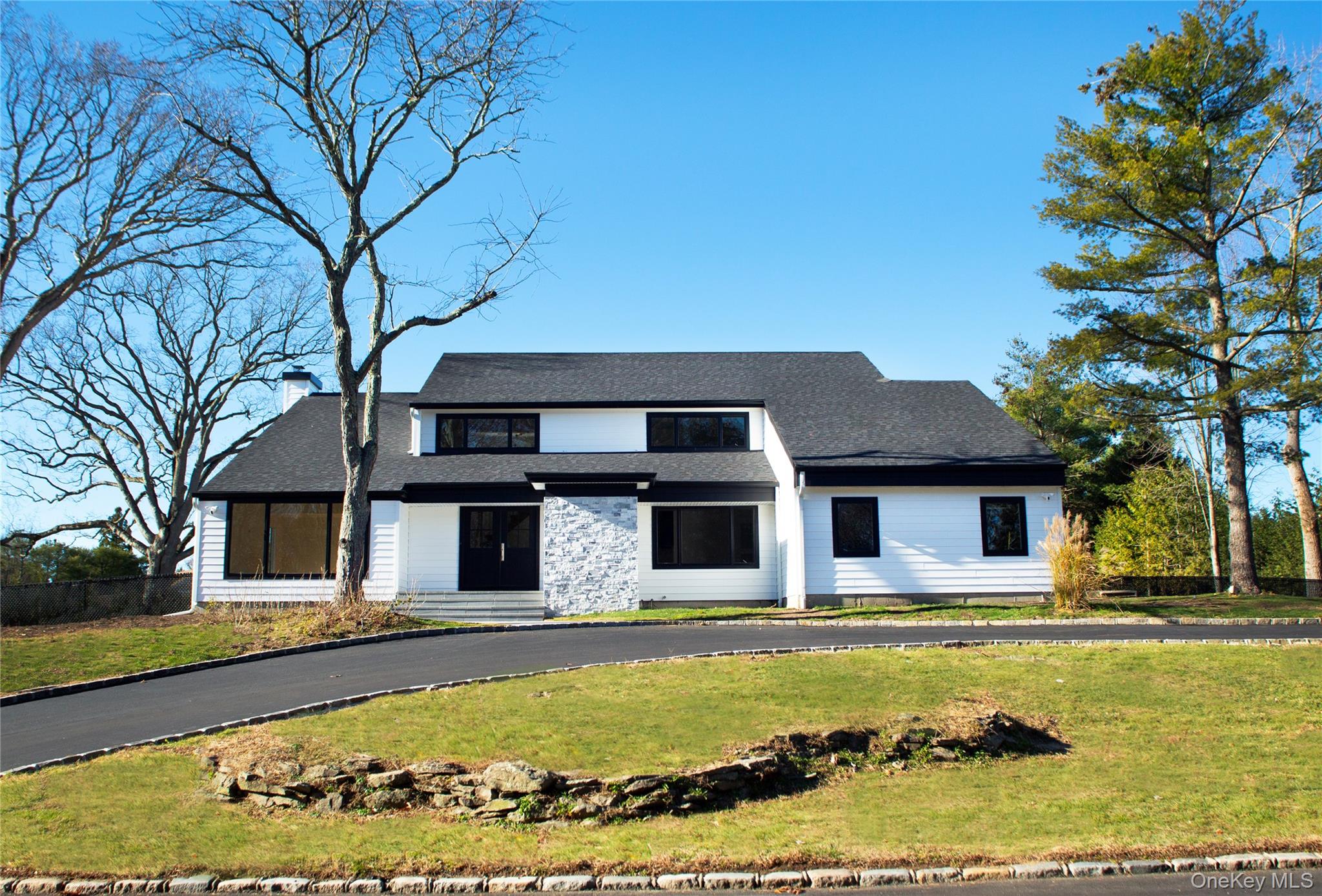 listing main picture