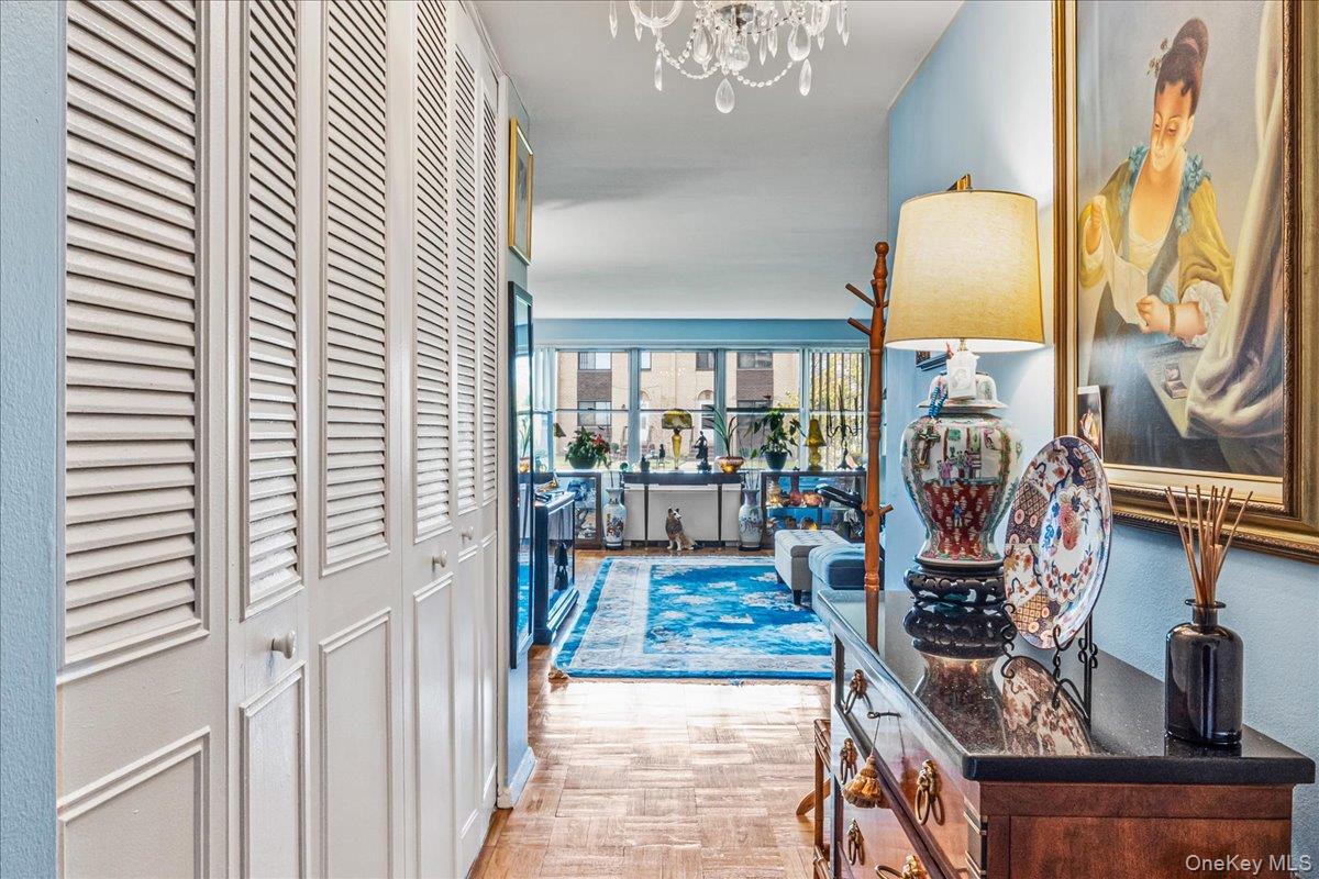 listing main picture