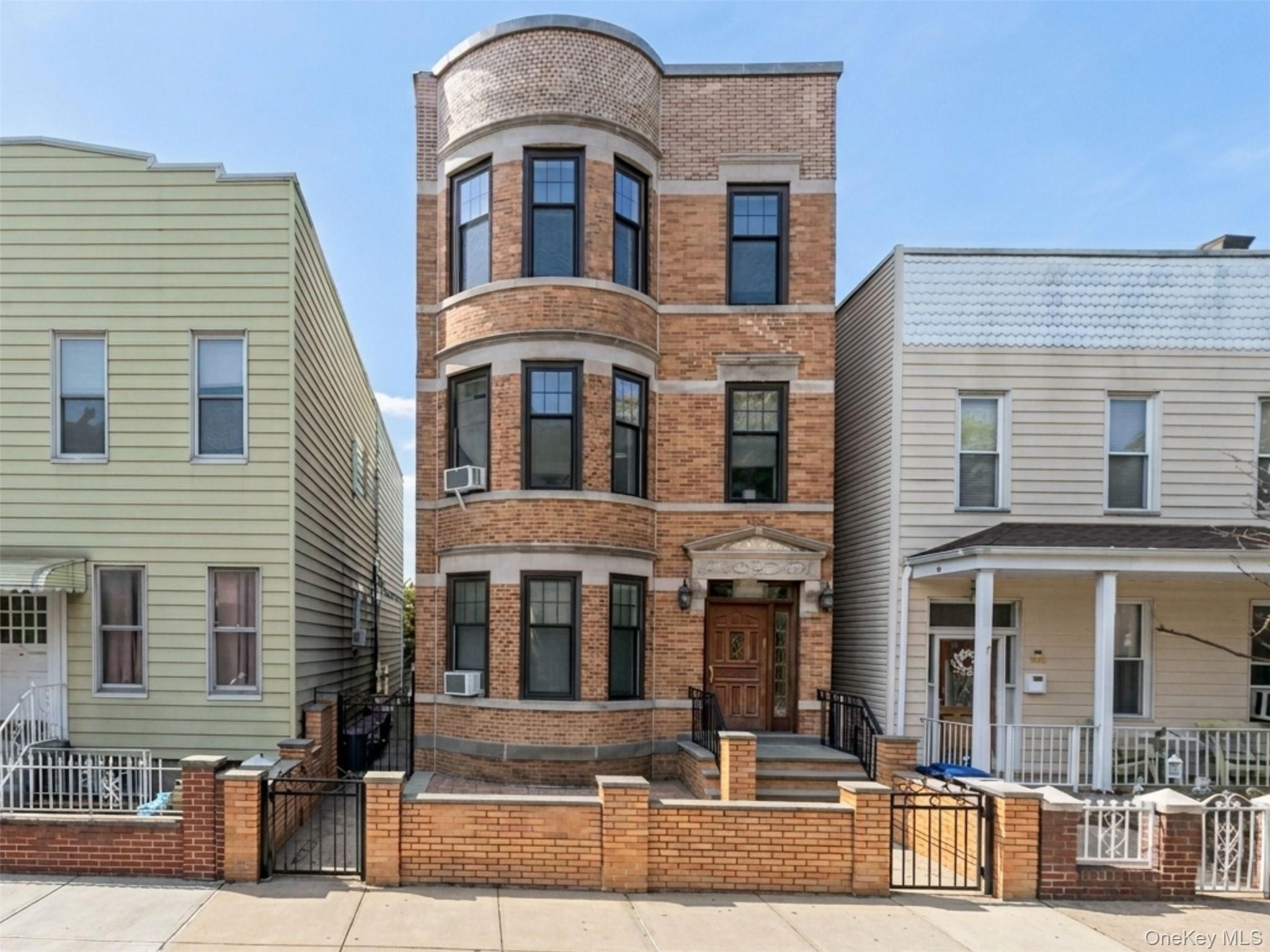 listing main picture