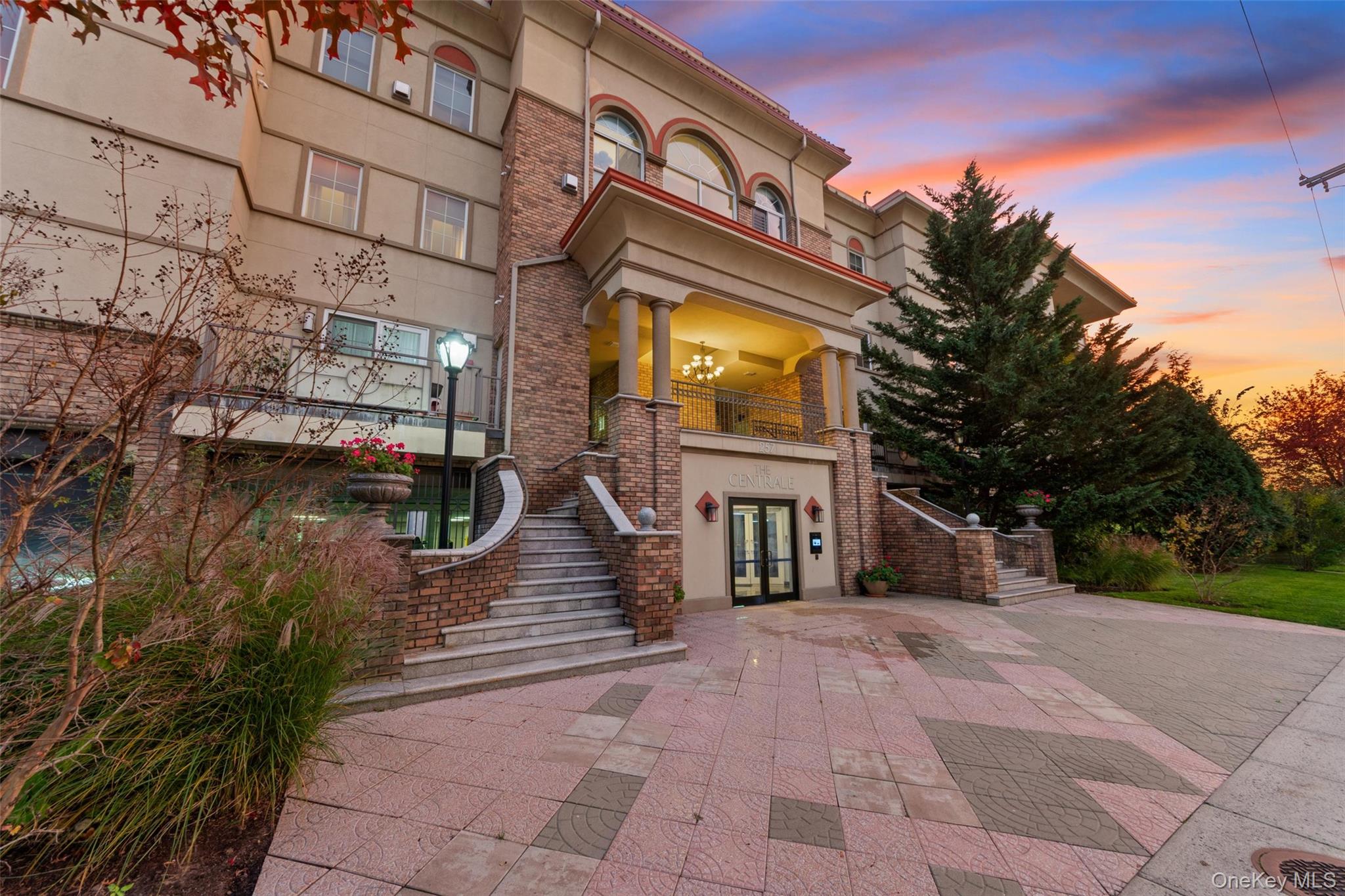 listing main picture