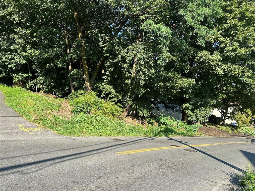 listing main picture