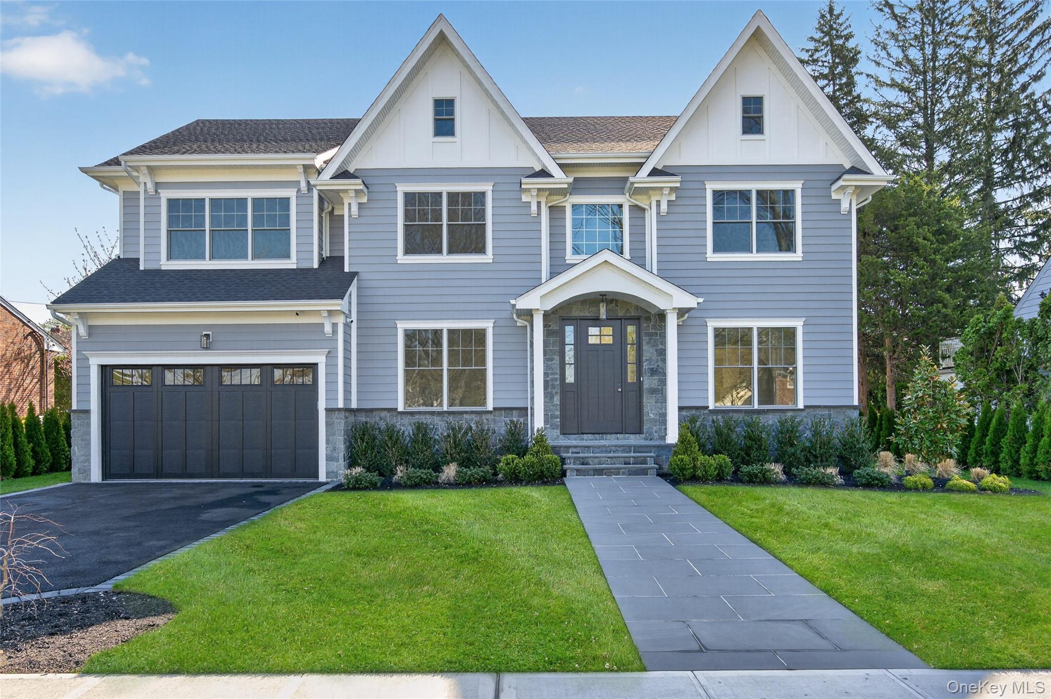 listing main picture