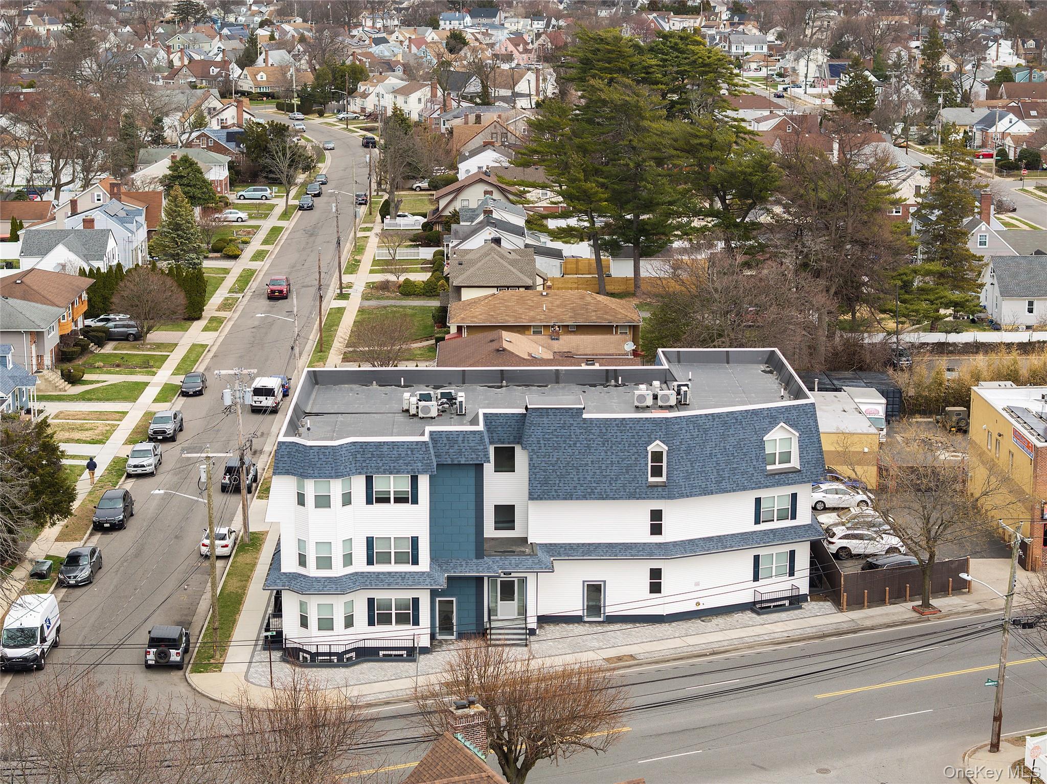 listing main picture