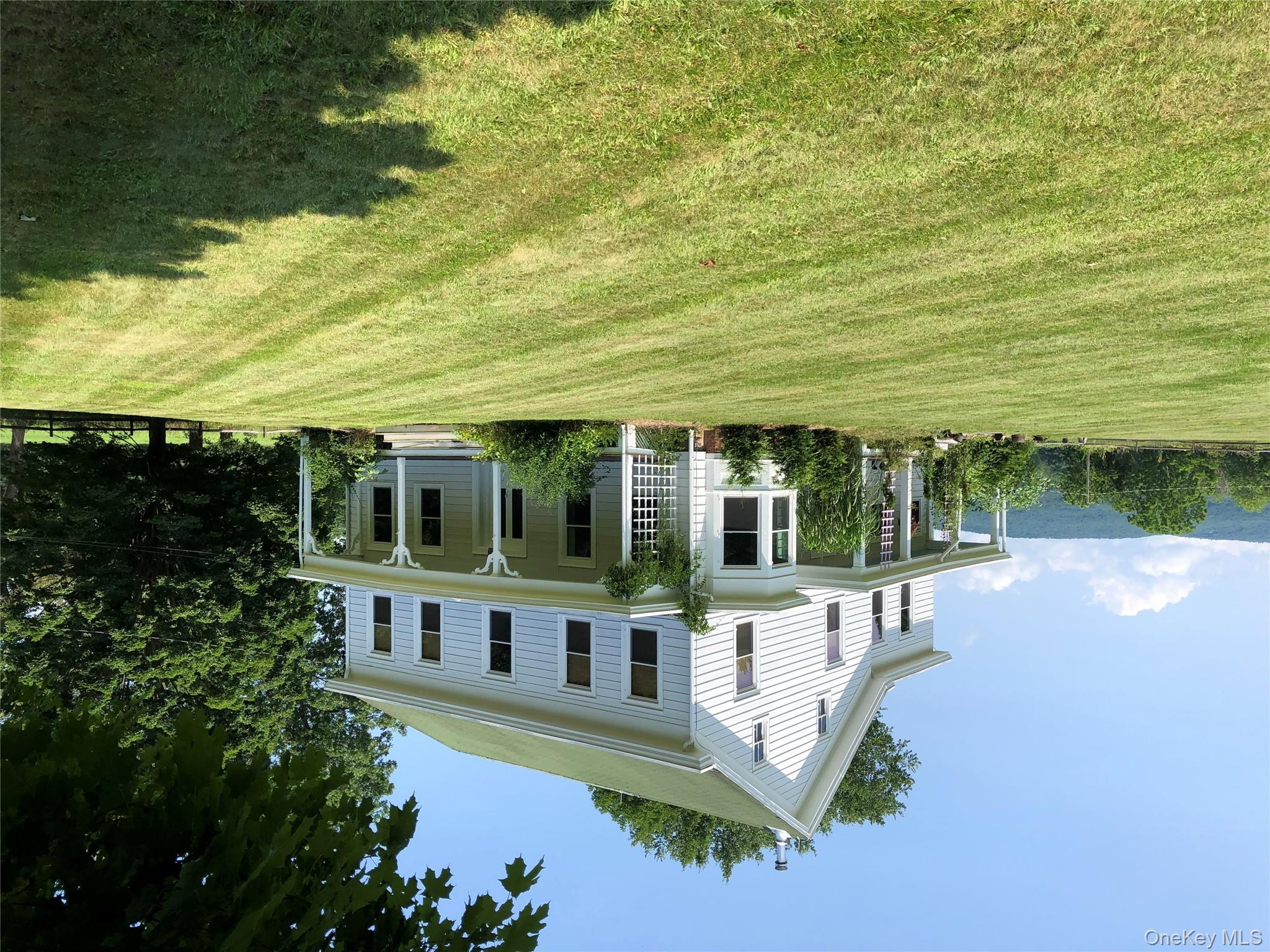 listing main picture