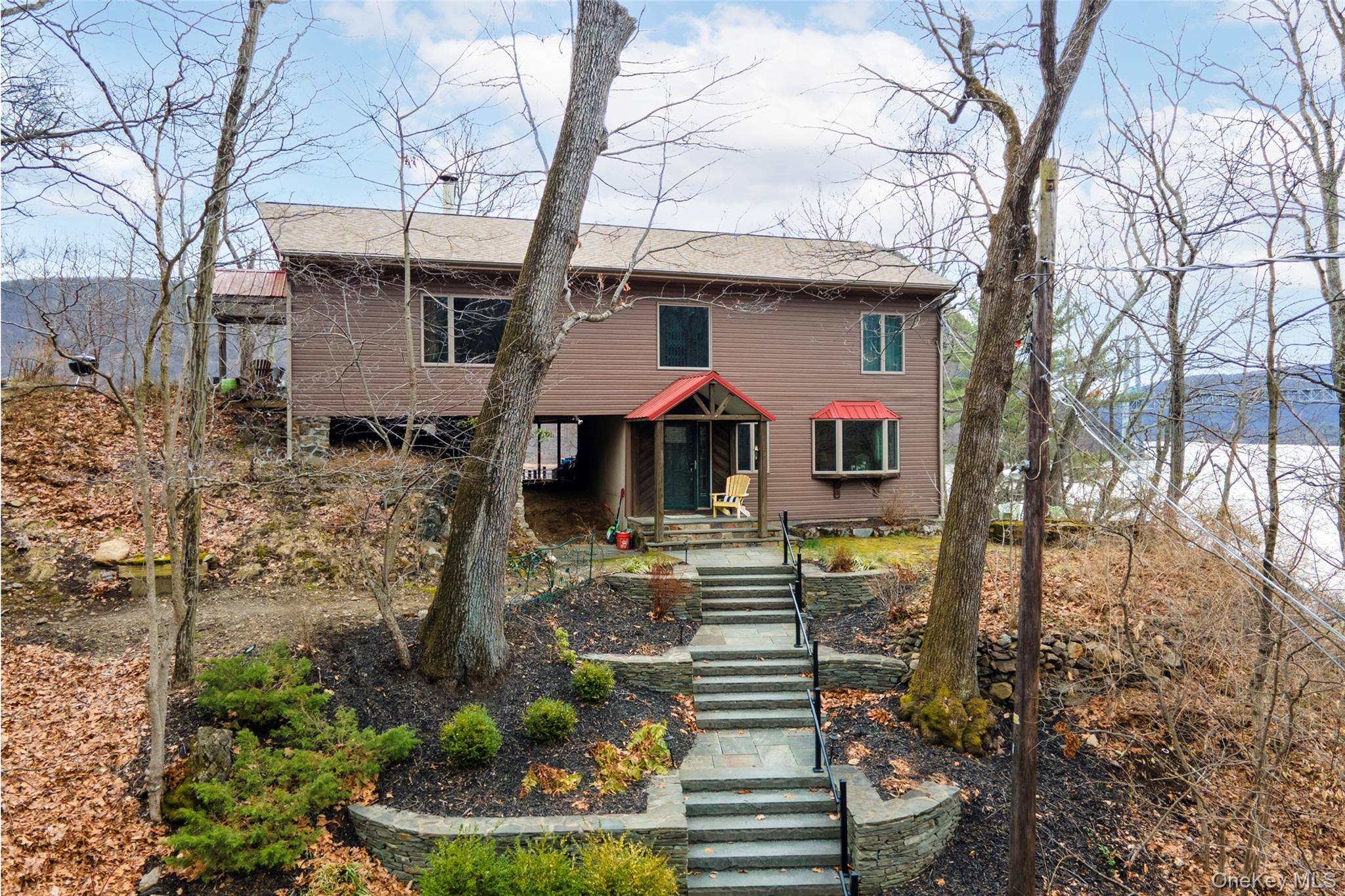 listing main picture