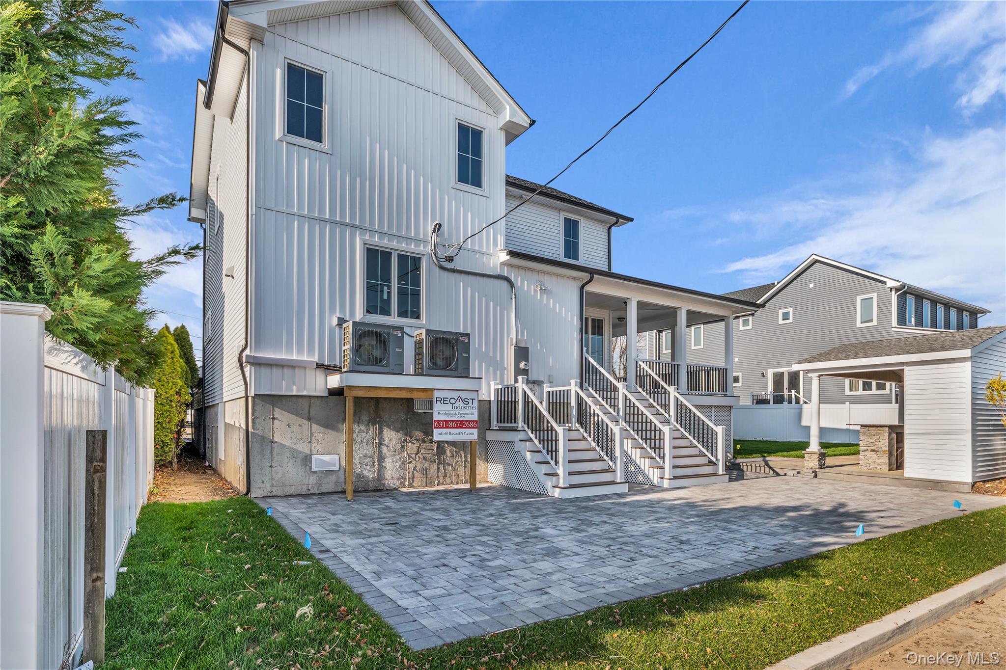 listing main picture