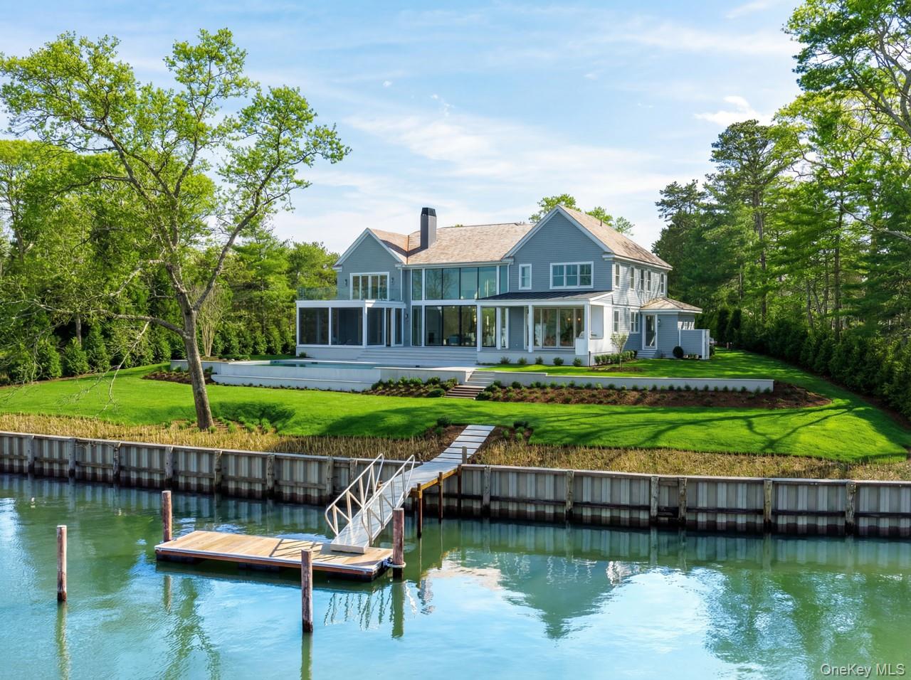 listing main picture