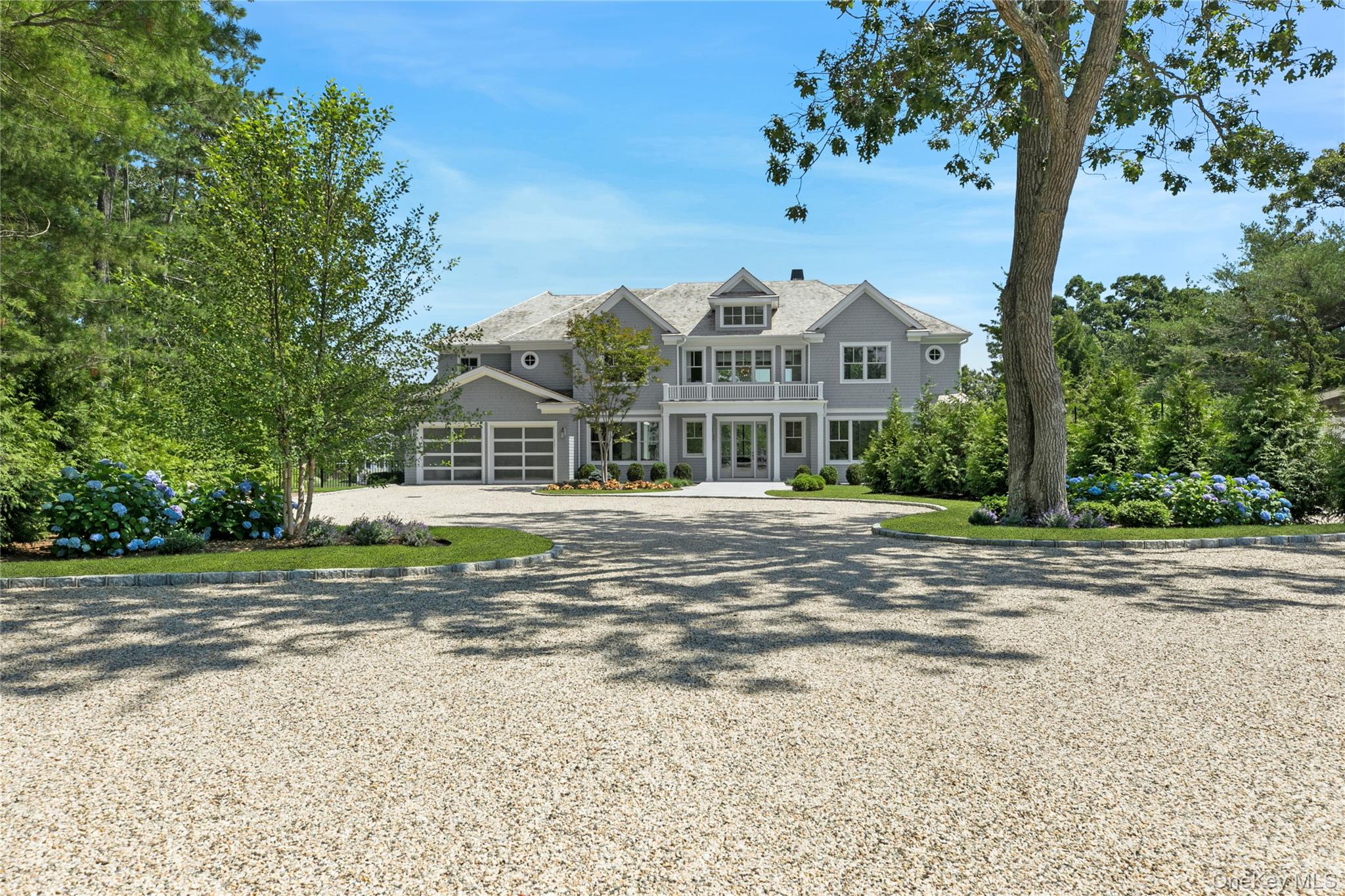 listing main picture
