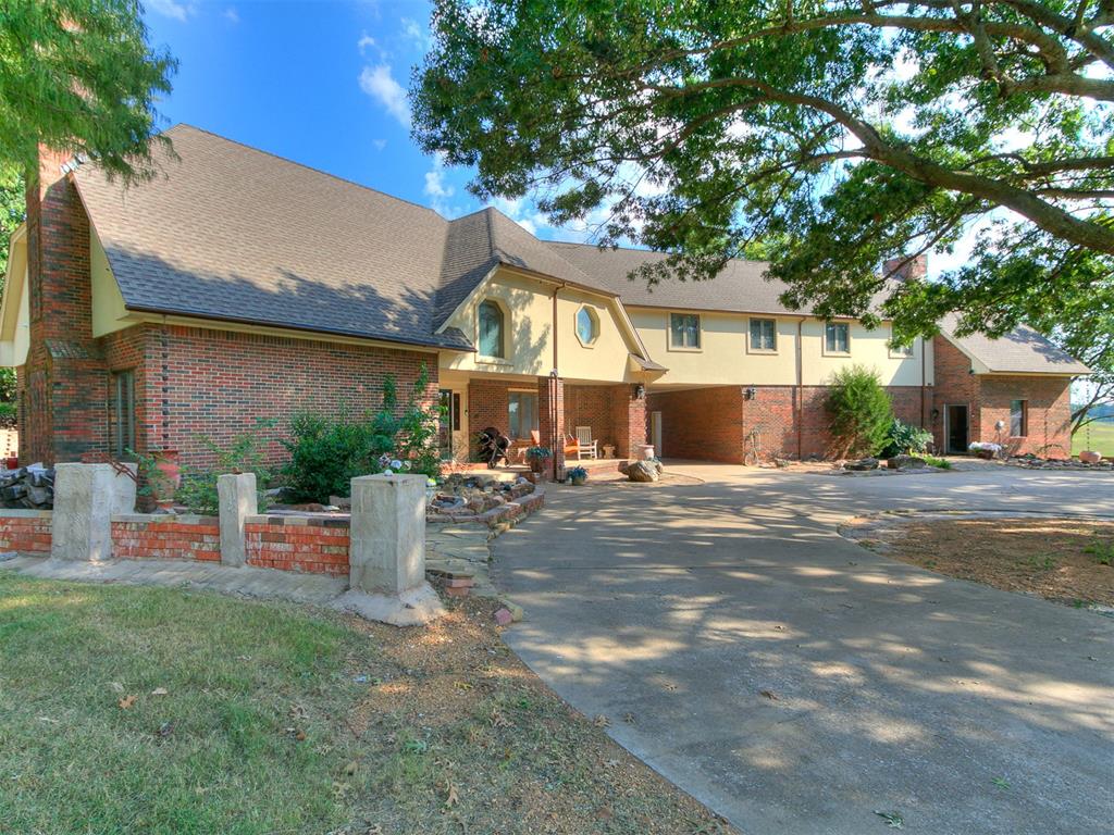 listing main picture