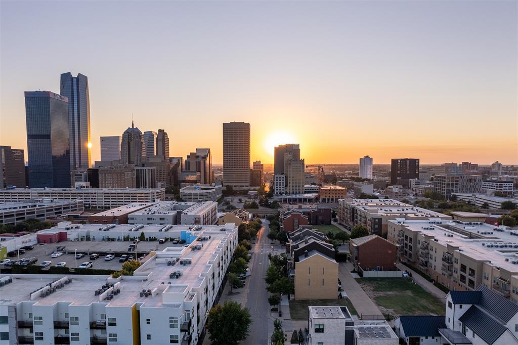 listing main picture