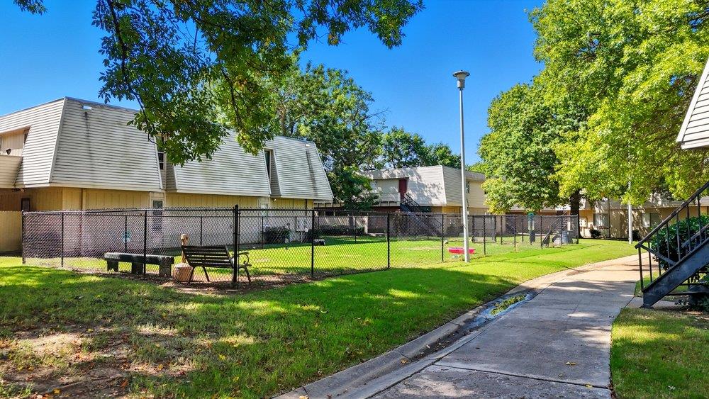 listing main picture