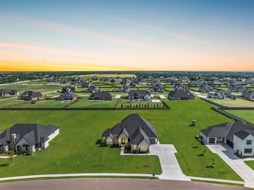 listing main picture