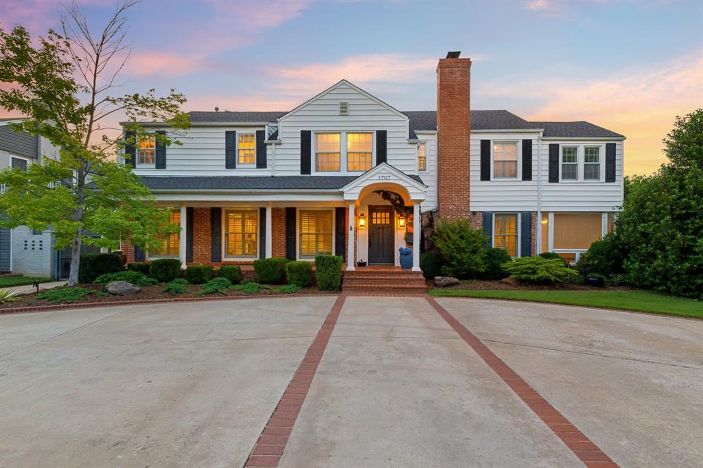 listing main picture