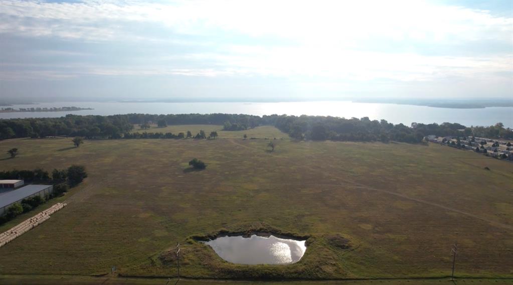 listing main picture