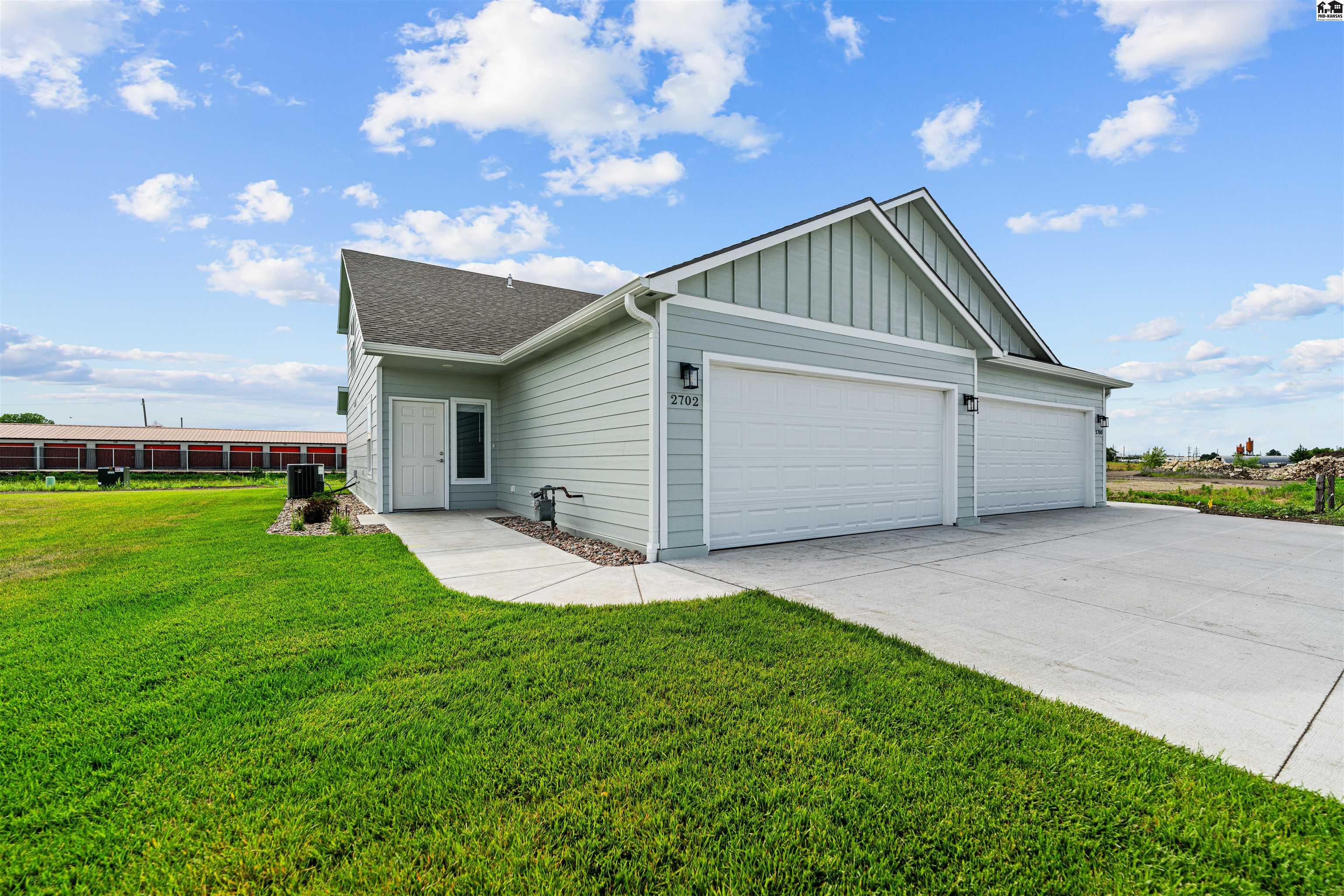 listing main picture