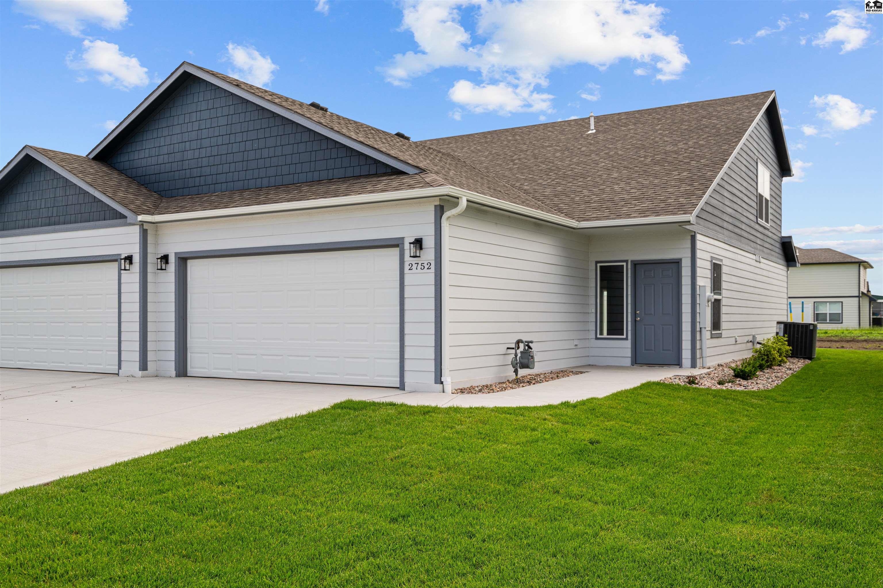 listing main picture