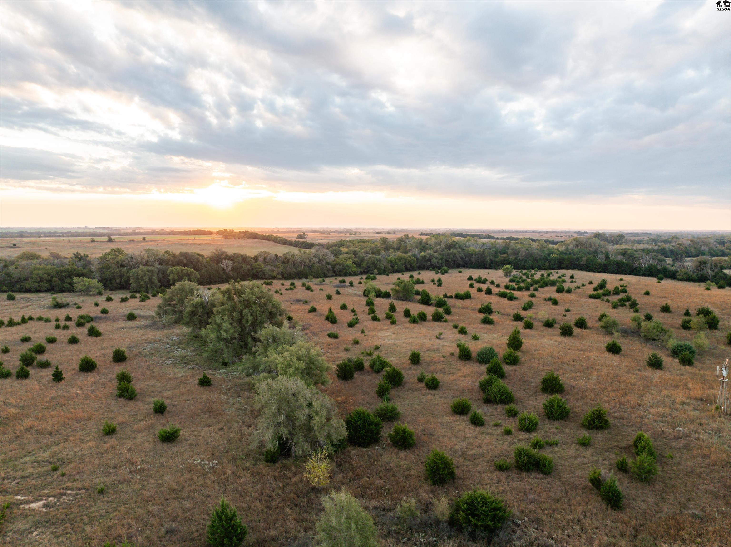 listing main picture