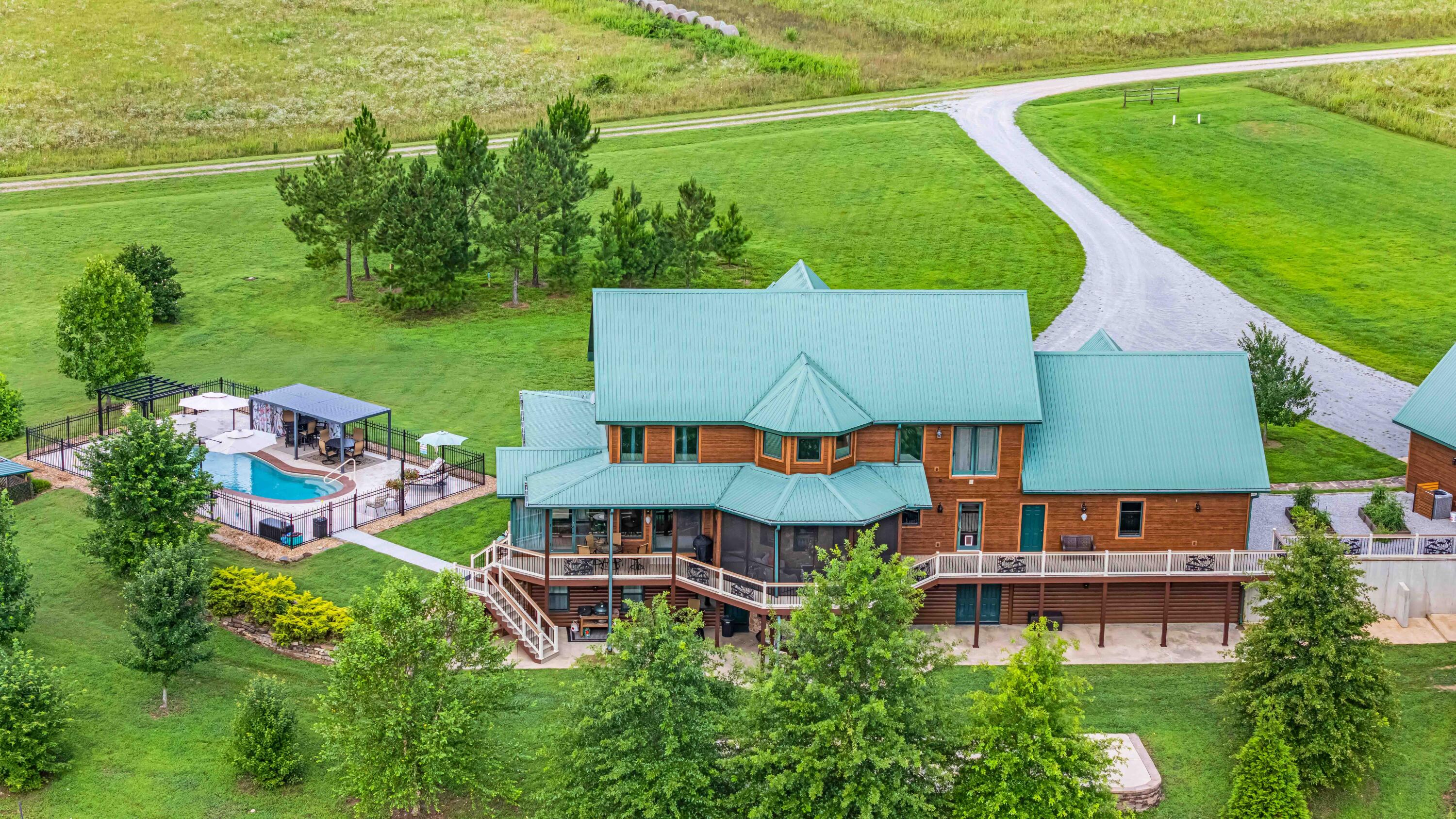 listing main picture