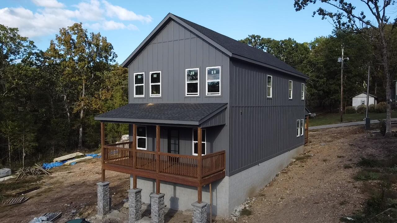 listing main picture