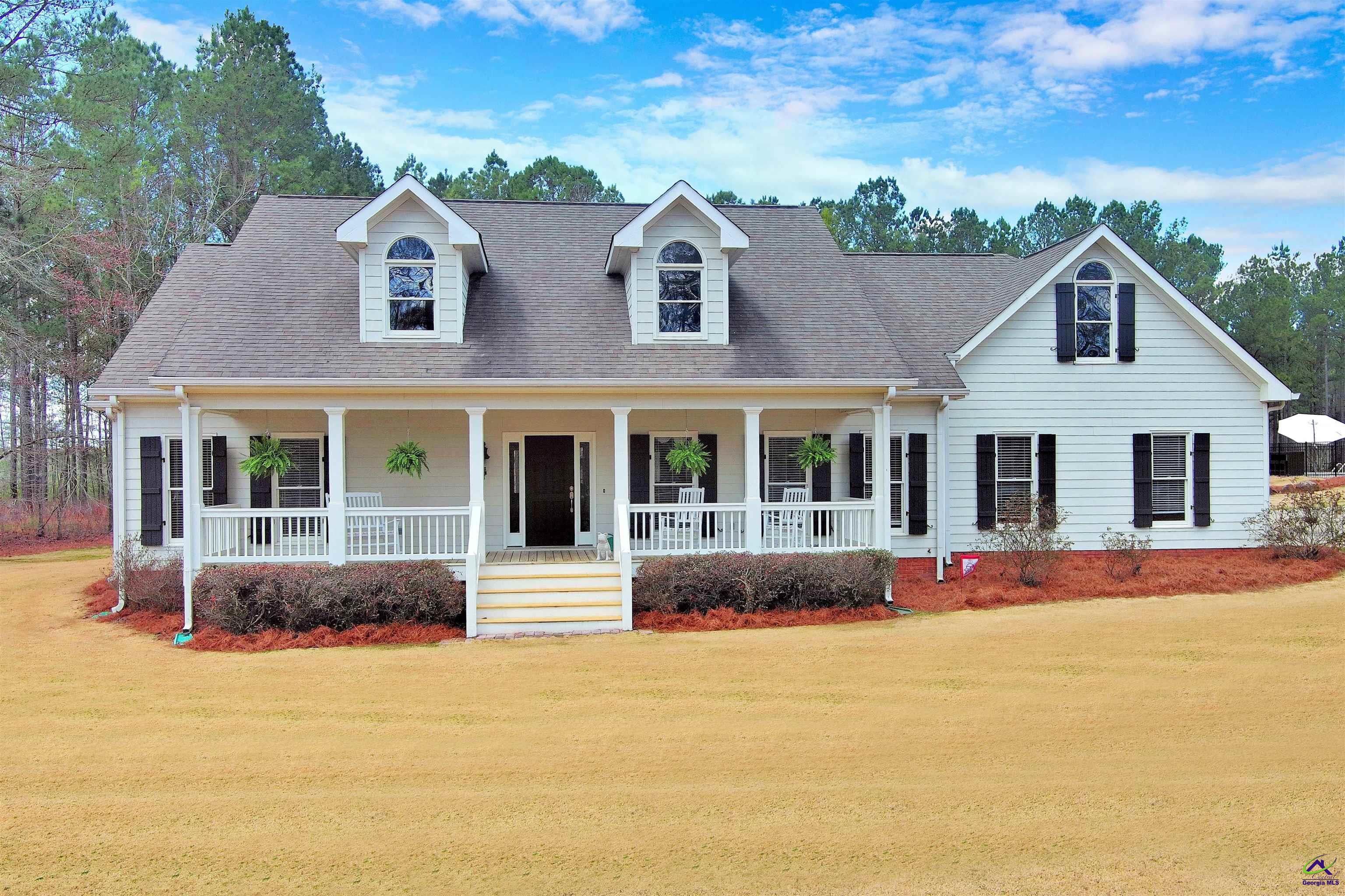 listing main picture