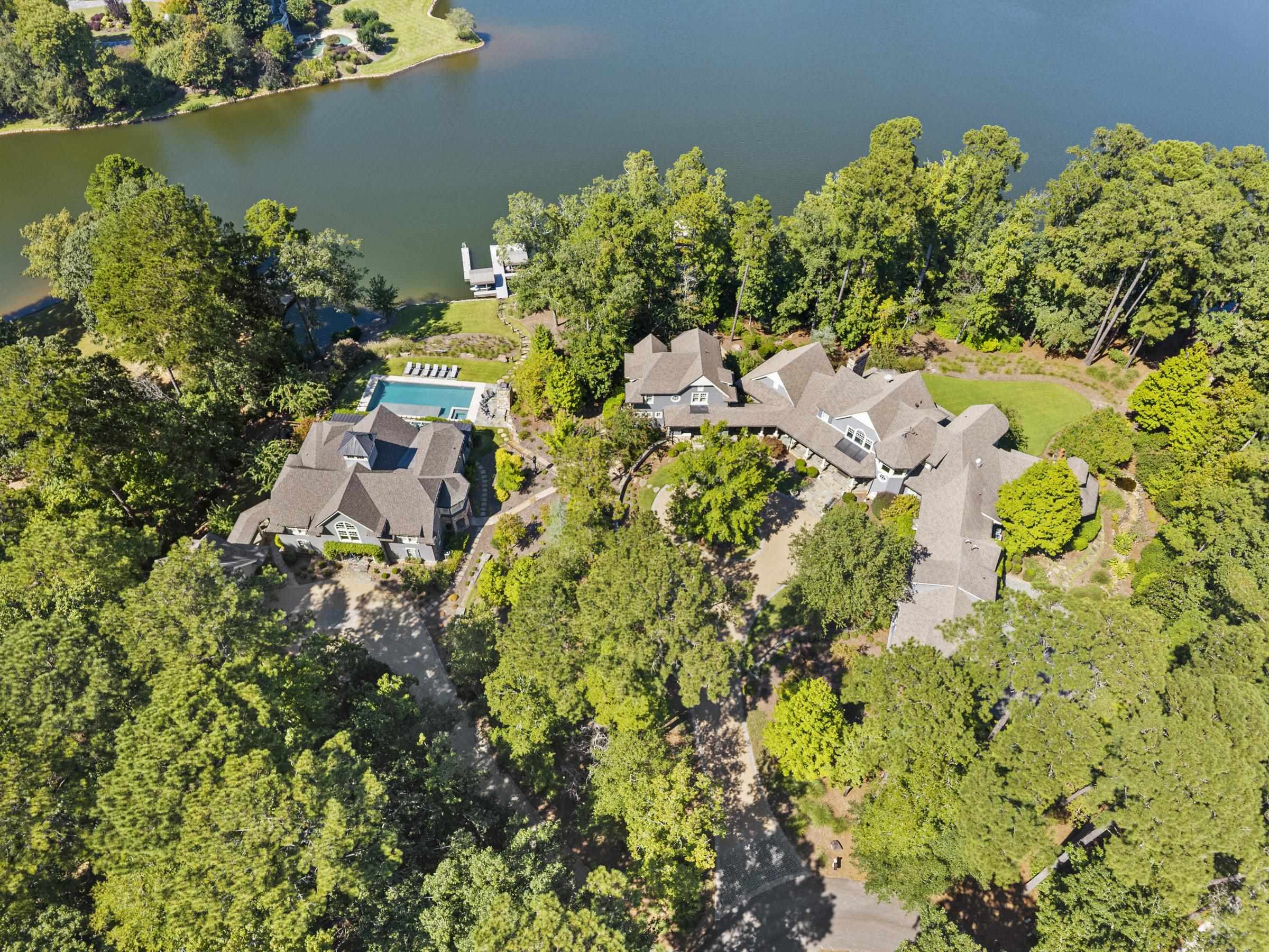 listing main picture