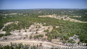 listing main picture