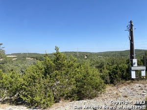 listing main picture