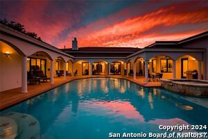 listing main picture