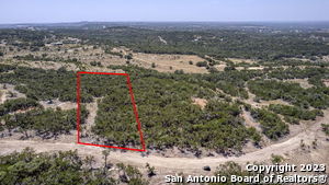 listing main picture