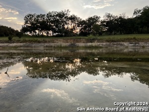 listing main picture