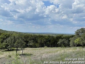 listing main picture