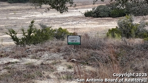 listing main picture