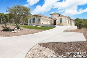 listing main picture