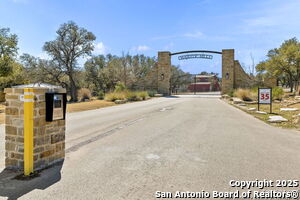 listing main picture