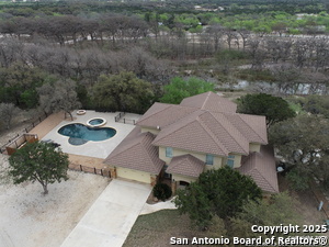 listing main picture