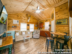 listing main picture