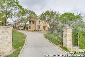 listing main picture