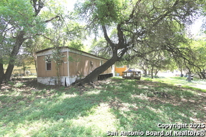 listing main picture