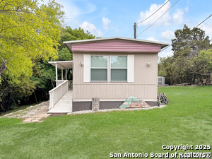 listing main picture