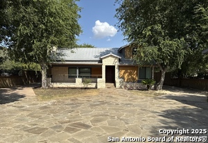 listing main picture