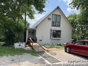 listing main picture