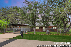 listing main picture