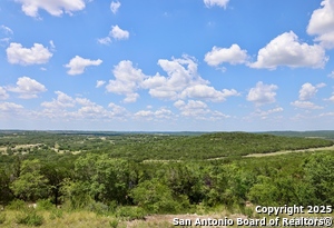 listing main picture