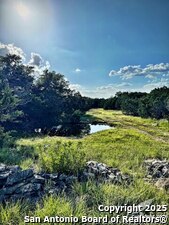 listing main picture