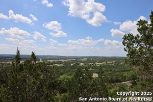 listing main picture