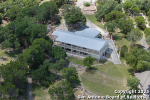 listing main picture