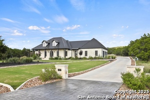 listing main picture